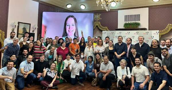 La Nación / Partido de la A se suma a Núñez en la contienda por la candidatura única de la oposición