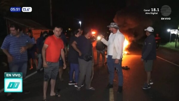 Vecinos de Ypacaraí denuncian que están sin luz hace 4 días