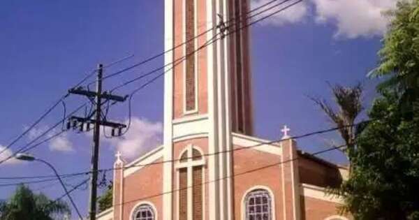 La Nación / Detienen a presunto ladrón y recuperan el ostensorio de la parroquia Las Mercedes