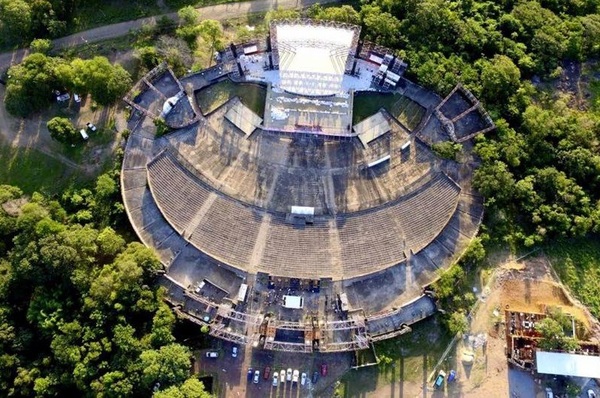 Concejales contradicen al intendente y afirman que bares del anfiteatro sí operarán en 2026