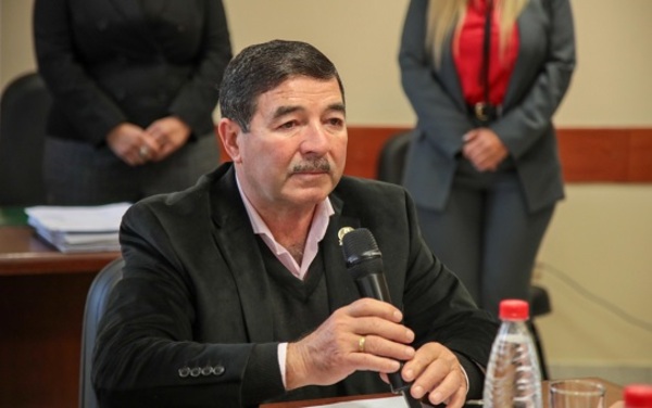 “Tengo miedo de que me destrocen los sicarios que el ministro Riera tiene”, comentó el senador Carlos Núñez