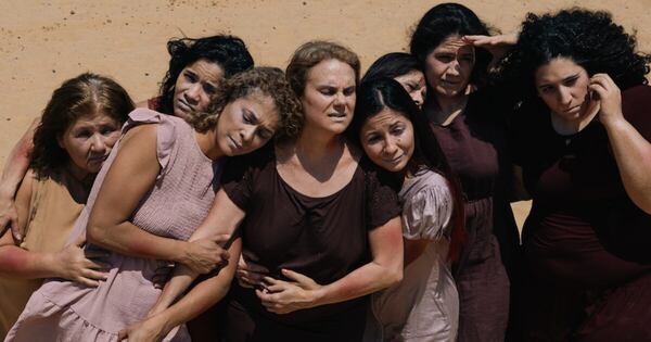 Diario HOY | “Mujeres de Arena”: Teatro testimonial en la Manzana de la Rivera