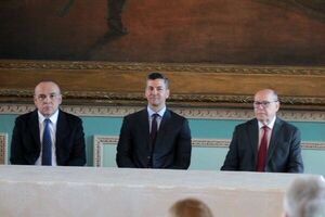 Presidente Diesel participó del acto de entrega del Premio Nacional de Literatura