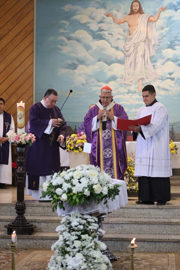 Padre Leoncio: “sus manos gastadas” al servicio de Dios y de los demás - Portal Digital Cáritas Universidad Católica