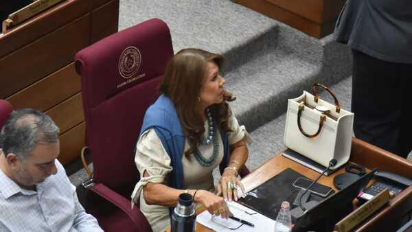 Celeste tilda de misógino a Prieto y le insta a que se calme y respete si quiere apoyo