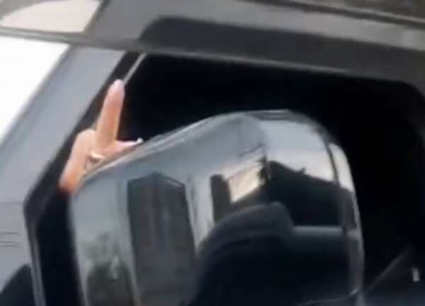 Video: denuncian a Celeste Amarilla por supuesto choque y fuga - Nacionales - ABC Color