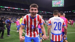 La emoción de la familia Romero tras el debut de Lucas en la Albirroja: "no le pesó la camiseta"