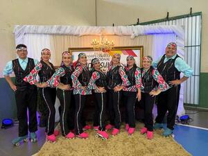 Encarnación en lo más alto: Patinadores adultos brillaron en competencia internacional en Brasil