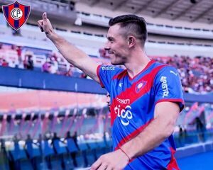 Popular / Con esta foto, Churín anunció su regreso a Cerro Porteño