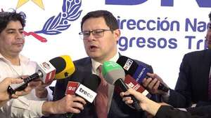 DNIT controlará a la primera dama si corresponde, afirma Orué - Economía - ABC Color