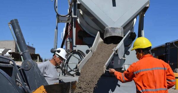 La Nación / Formalización debe crecer en la construcción, afirman