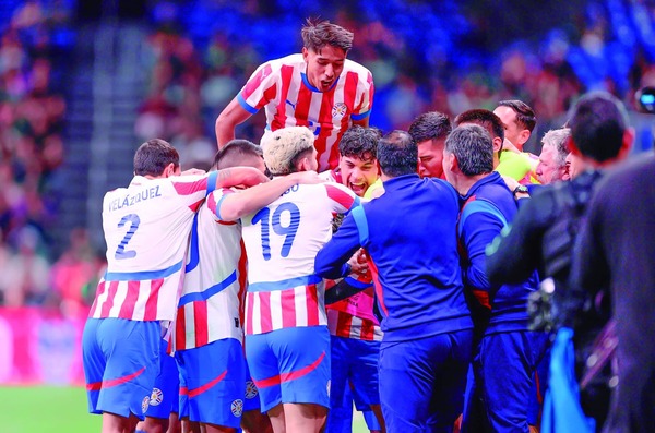 Albirroja Cierra Gira con Victoria y Novedades de Alfaro