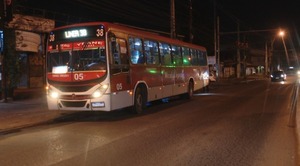 Accidente sobre avenida Fernando de la Mora deja una joven herida - trece