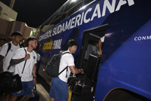 Lanús llega en busca de la Sudamericana con dos paraguayos en su plantel