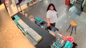 En segundos, mujer se alzó con el celular de una trabajadora en Luque | Unicanal