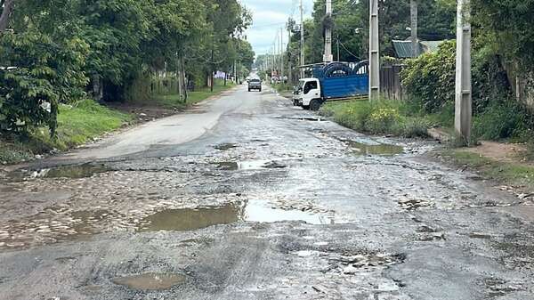 MOPC sigue dilatando la licitación por US$ 165 millones para obras cloacales en Roque Alonso - Economía - ABC Color