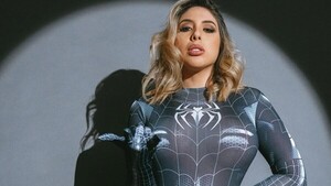 Popular / ¡Chan! ¡Ainara Ávalos ahora atormenta a los pobladores de Sanlo con su cartel!