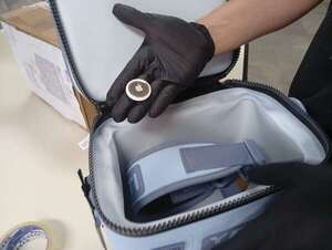 Alerta aeropuerto: detectan narcoencomienda con dispositivo de rastreo - Nacionales - ABC Color