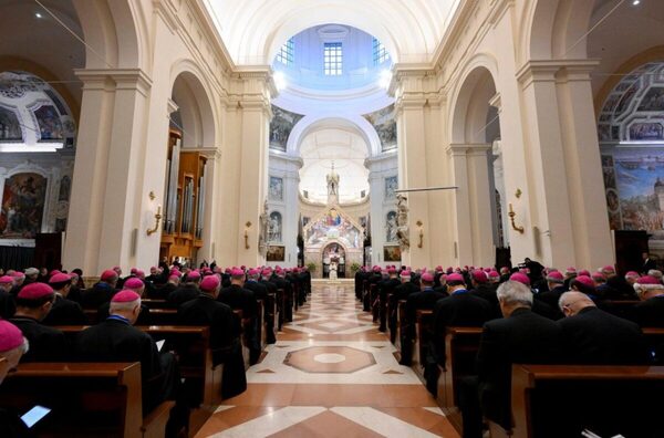 El Papa pide seguir “el estilo sinodal” de San Francisco de Asís - Portal Digital Cáritas Universidad Católica