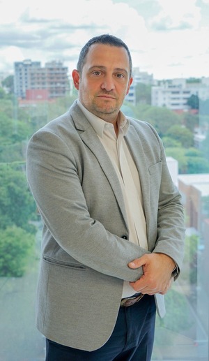 “Gastón Castelao: ‘Queremos que los niños aprendan a manejar dinero con seguridad y propósito’”