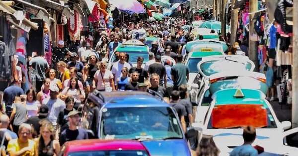 Crece ola comercial en Ciudad del Este