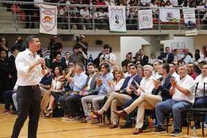 Popular / (VIDEO)¡Santi Peña pide que vacaciones de invierno coincidan con la Copa del Mundo!: Su orden será cumplida"