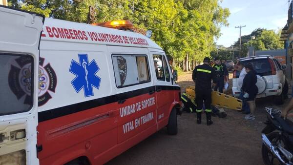 Adolescente de 14 años protagonizó accidente sobre una moto nueva