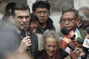 Duró dos semanas en el cargo: presidente Paz destituye a su ministro de Justicia - Mundo - ABC Color