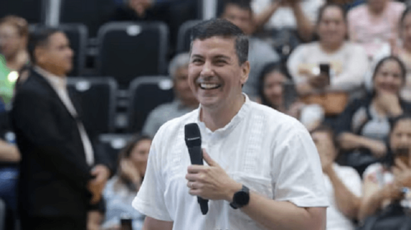 Peña ordena hacer coincidir las vacaciones de invierno con el Mundial - Noticiero Paraguay