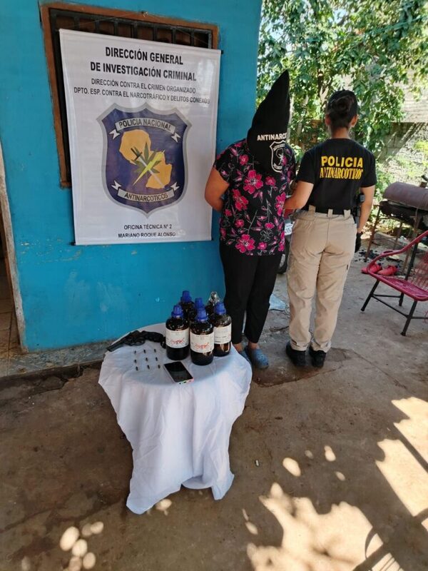 Desmantelan laboratorio de cocaína en Limpio