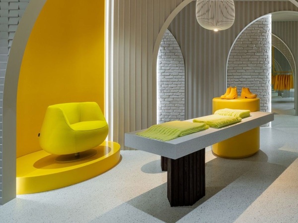 El mundo del diseño dejará el beige atrás y se atreverá al color en 2026, según experta