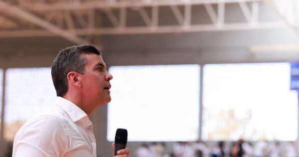 La Nación / Harían coincidir vacaciones de invierno con el Mundial 2026