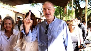 Crisis colorada en CDE: Tras dura derrota sectores siguen reclamando