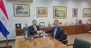 Diario HOY | Corte de la ANDE a la Essap por deuda: presidentes reciben reprimenda de Peña