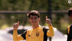 Guaraní ensaya y define los titulares