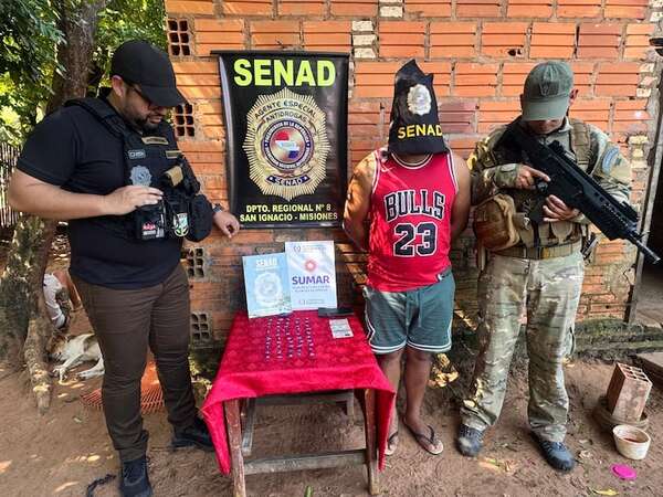 Allanamiento en San Ignacio Guazú termina con la incautación de cocaína y un detenido  - Policiales - ABC Color