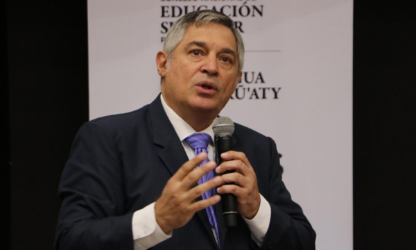 MEC evalúa adelantar la vuelta a clases para hacer coincidir vacaciones de invierno con el Mundial - OviedoPress