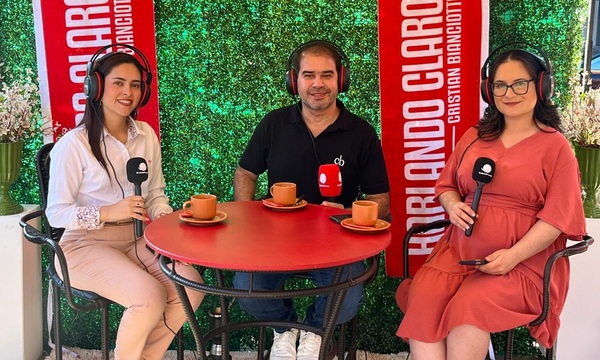 Hablando Claro celebra su segundo aniversario con un programa especial desde la terraza Tuyutí - OviedoPress