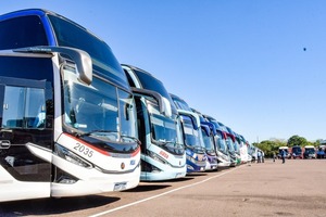 77 buses 0 km renuevan el transporte de media y larga distancia en Paraguay - ADN Digital
