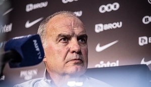 Marcelo Bielsa: "Soy tóxico, el que se relaciona conmigo empeora"