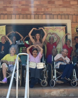 Popular / ¡El bien común nos une por nuestros abuelos!