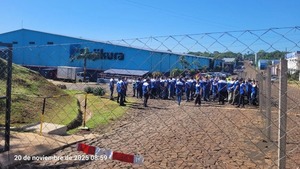 Dueña de fábrica genera evacuación con falsa alarma de bomba