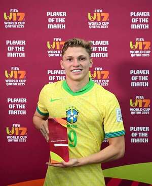 Dell, el ‘Haaland de Brasil’, sella el pase a semifinales sobre la hora - Fútbol Internacional - ABC Color