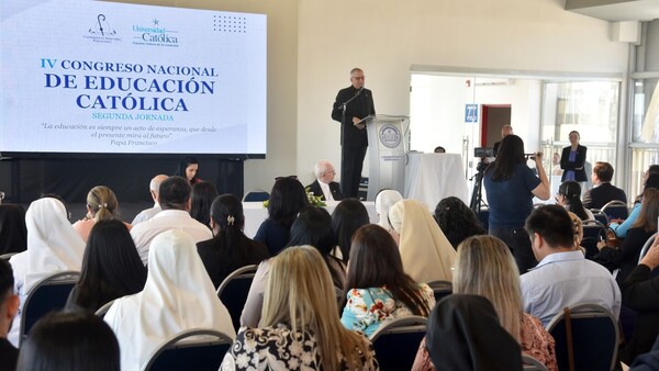 Reafirman la educación católica frente a los cambios sociales