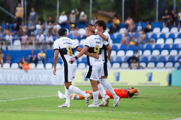 Popular / Léka saboreó un Kure en Itauguá y sonríe después de mucho tiempo