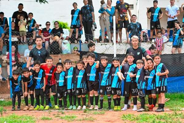 Torneo Clausura 2025 L.E.FU.V.E.: Mañana, Gran Final en la cancha de Tres Boqueños - Fútbol - ABC Color