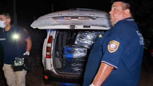 Gavilla abandona mercaderías tras enfrentamiento con policías en Ciudad del Este