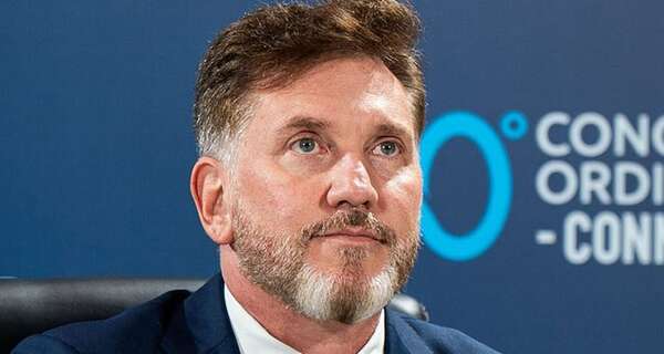 Alejandro Domínguez esconde la verdadera corrupción del FIFAgate - Política - ABC Color