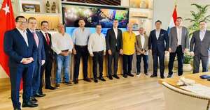 La Nación / Honor Colorado busca consensuar sobre precandidaturas en Asunción