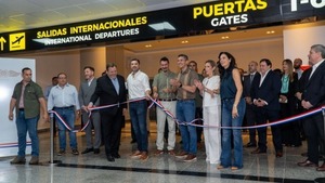 Aeropuerto Silvio Pettirossi inaugura moderna terminal de embarque